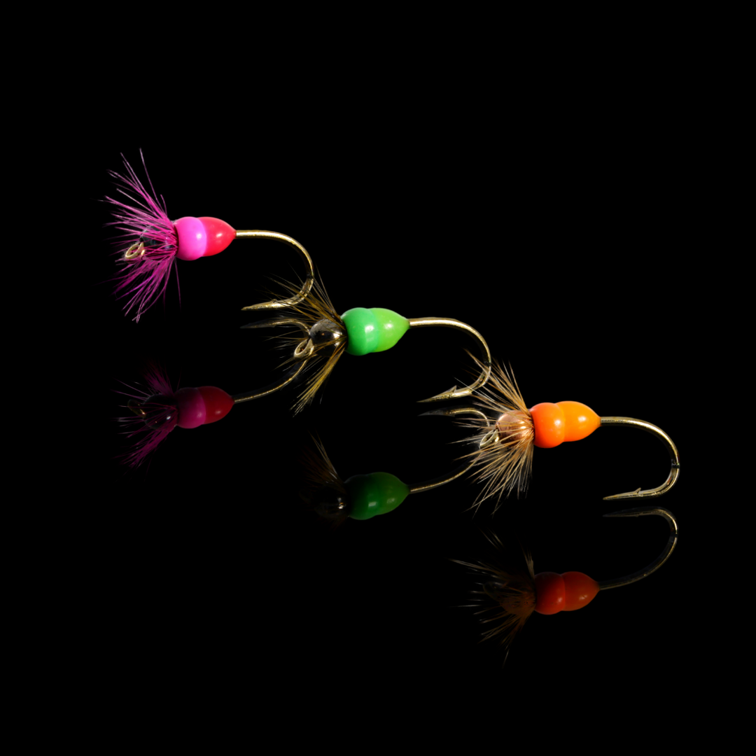 Rääpysjärvis set med pimpelflugor för röding, abborre och regnbåge